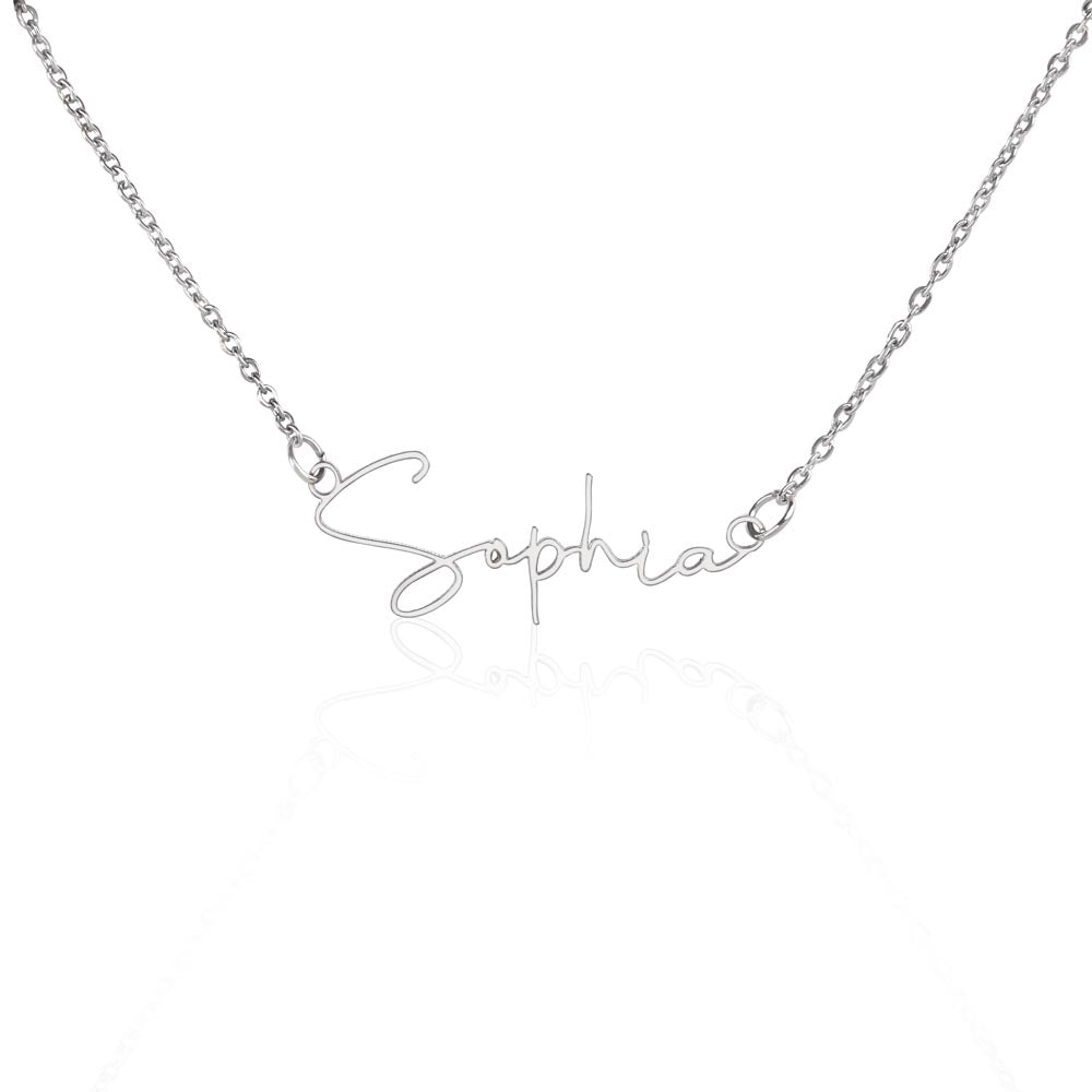 Personalised Elegance: The Signature Style Name Necklace